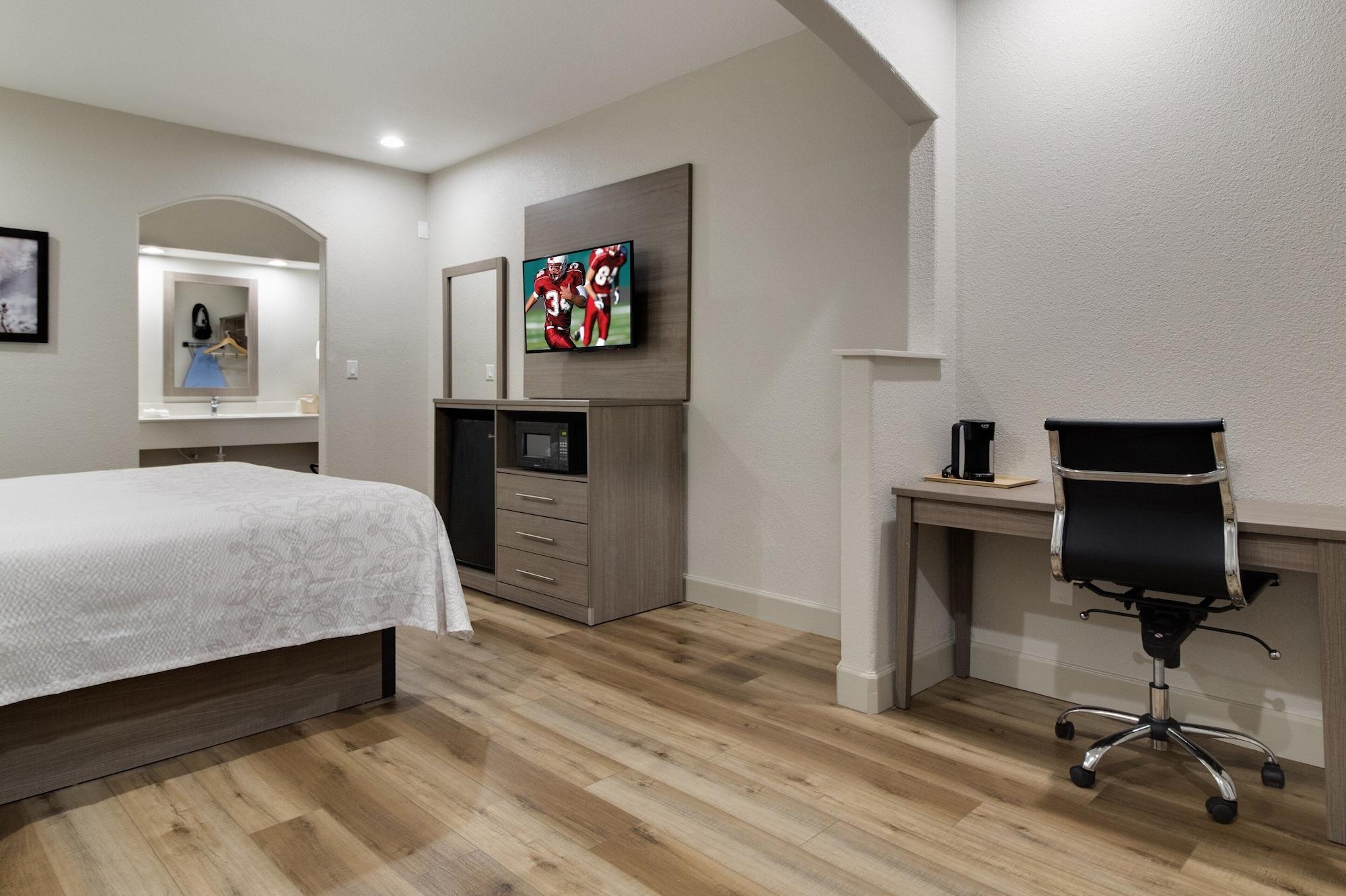 Red Roof Inn Plus + Galveston - Beachfront エクステリア 写真