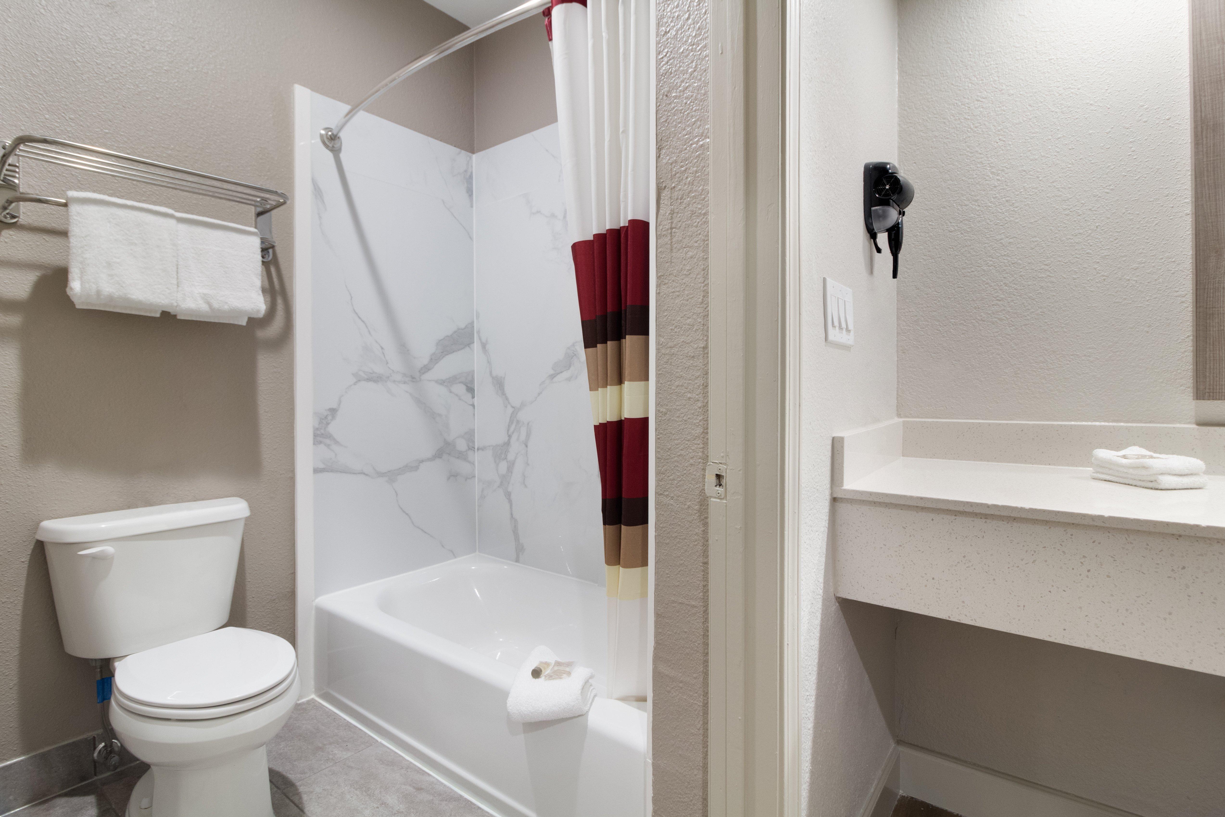 Red Roof Inn Plus + Galveston - Beachfront エクステリア 写真
