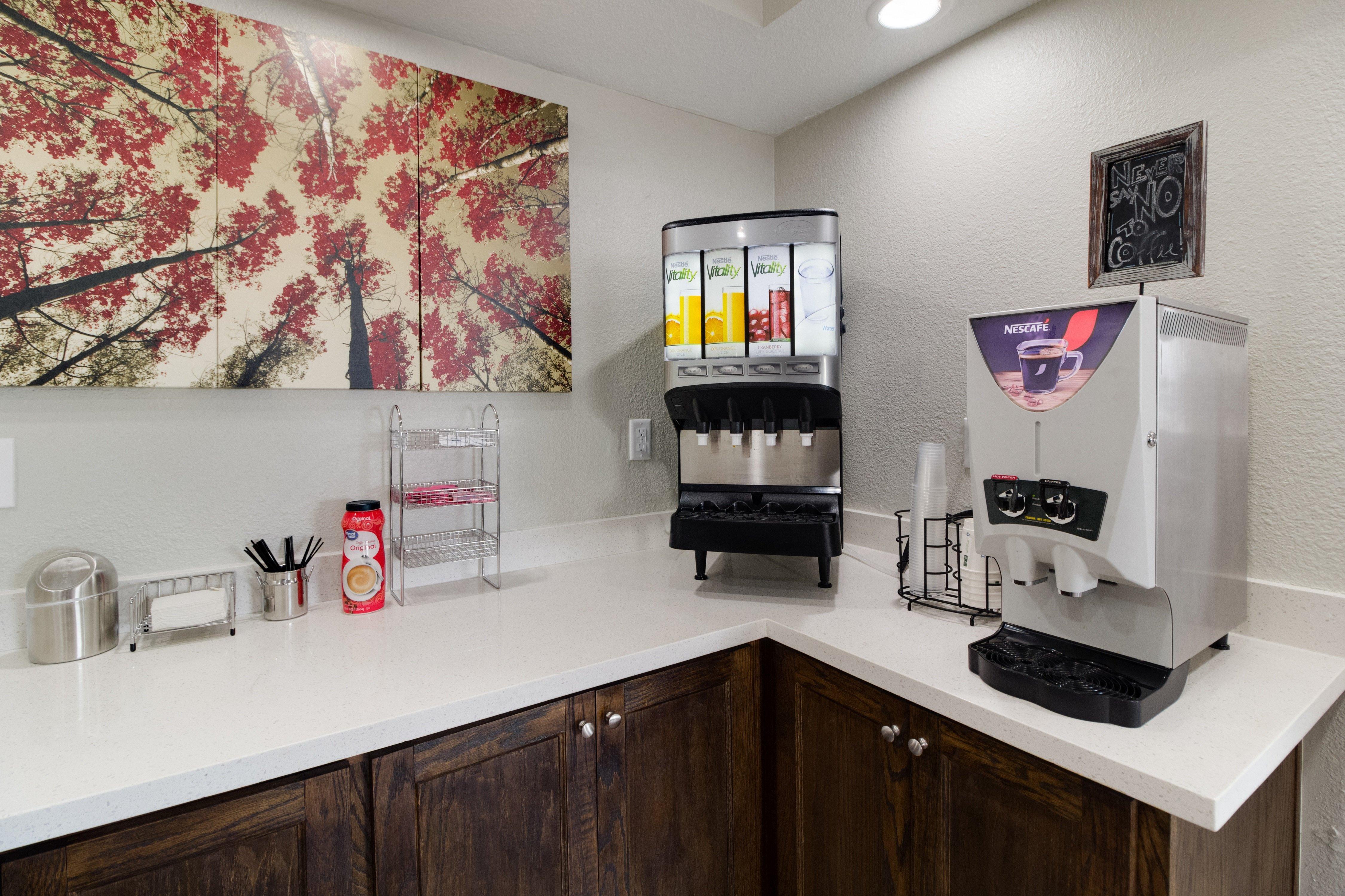 Red Roof Inn Plus + Galveston - Beachfront エクステリア 写真