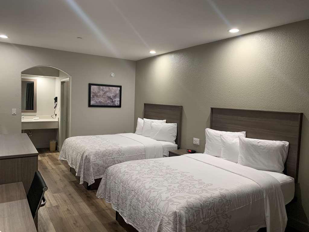 Red Roof Inn Plus + Galveston - Beachfront 部屋 写真